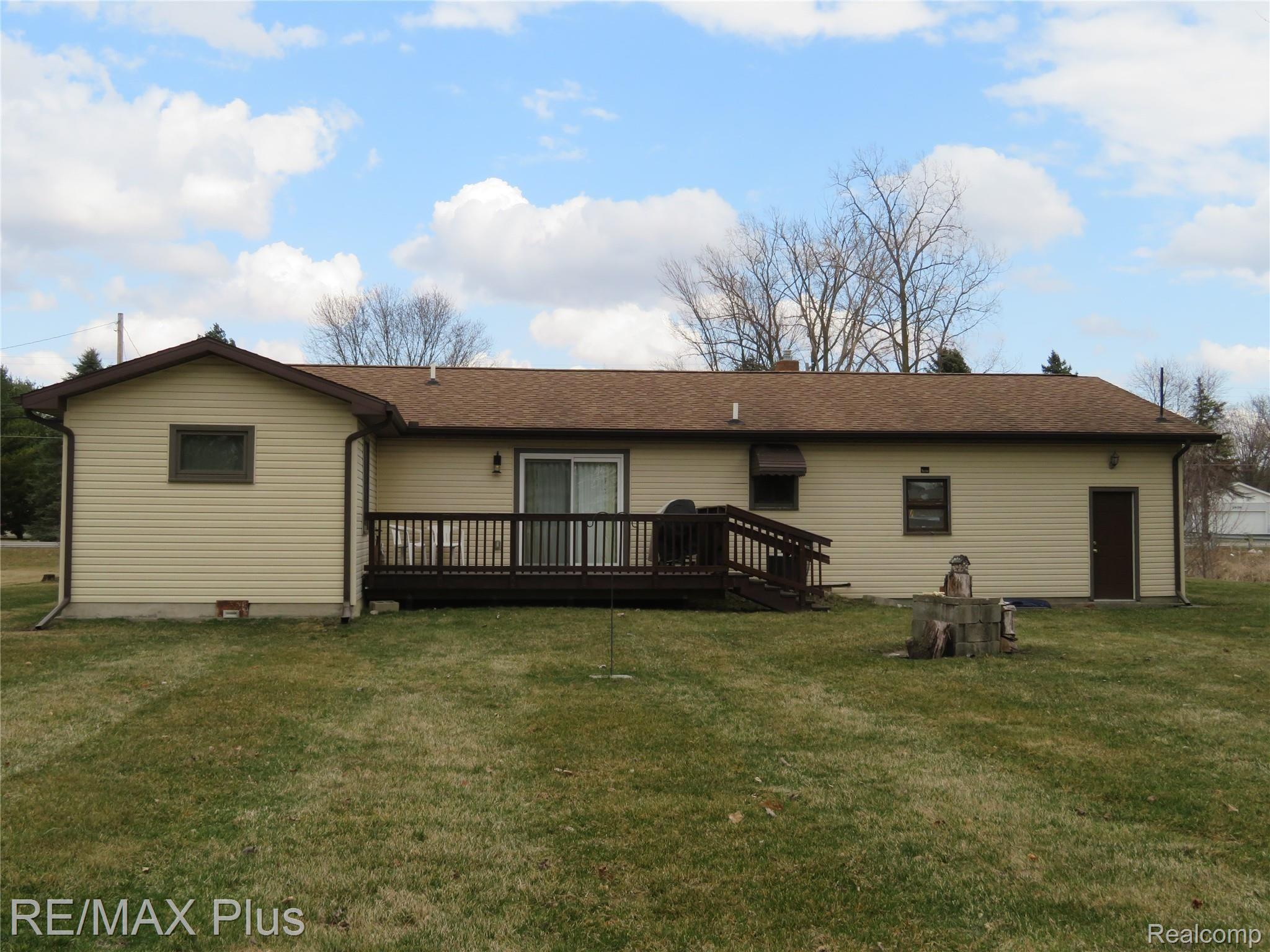 2421 North Irish Road Davison, MI 48423 - Photo 18 of 23 IMG_3273.JPG