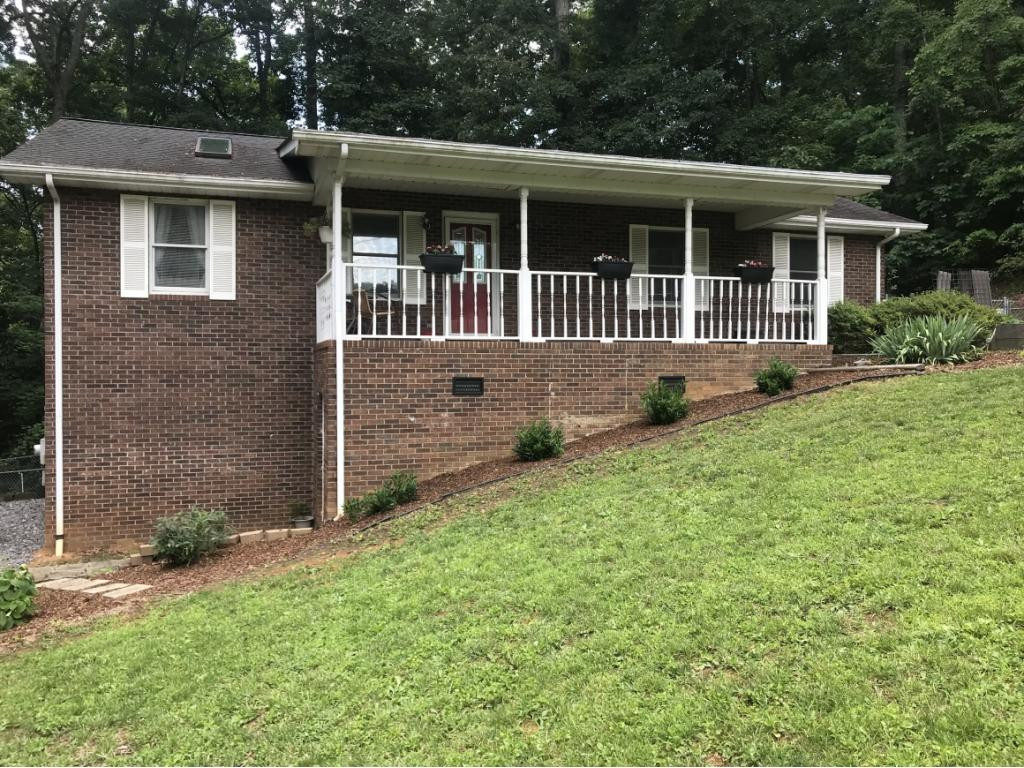 137 Ripley Street Church Hill, TN 37642 - Photo 2 of 32 Photo 2