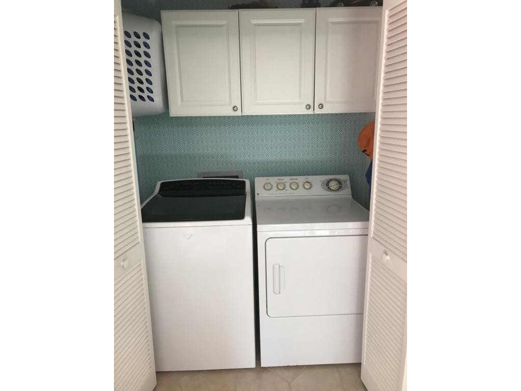 137 Ripley Street Church Hill, TN 37642 - Photo 25 of 32 Main Floor Laundry