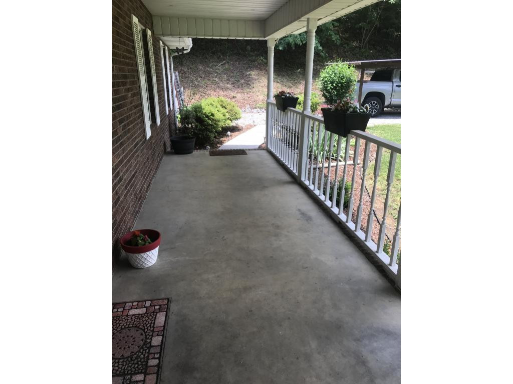 137 Ripley Street Church Hill, TN 37642 - Photo 5 of 32 Photo 5