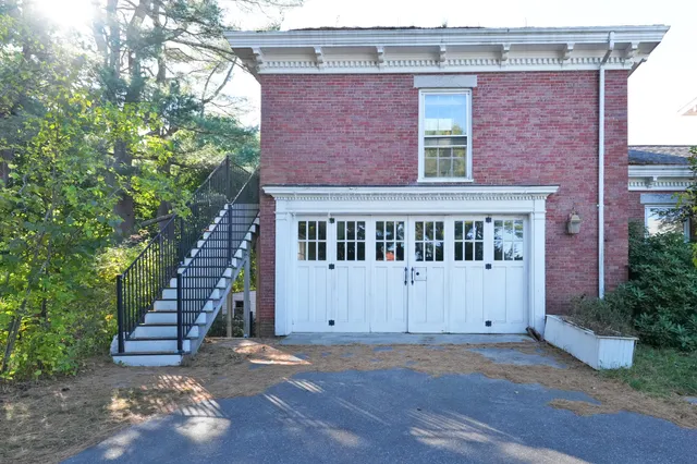 $1,368,000 | 11 Lincoln Street, Brunswick, ME 04011