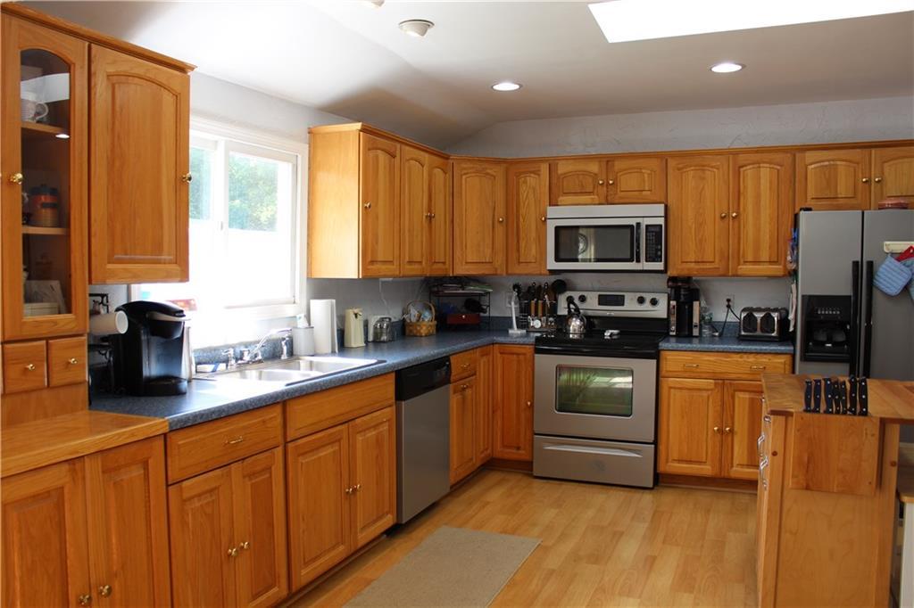 124 Old County Road Hampden, ME 04444 - Photo 4 of 34 Photo