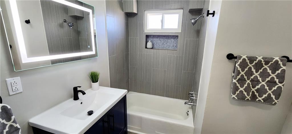 125 Center Street Springdale, PA 15144 - Photo 7 of 18 Gallery Image 7