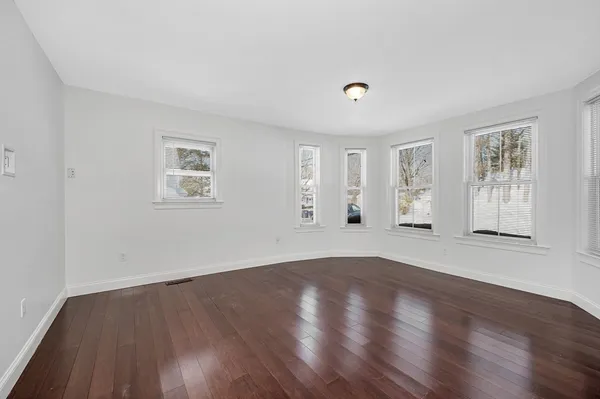 $2,700 | 12 Broadway Street, Unit 12, Westford, MA 01886