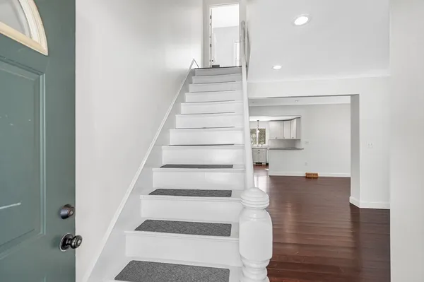 $2,700 | 12 Broadway Street, Unit 12, Westford, MA 01886