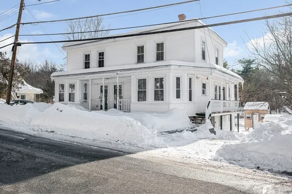 $2,700 | 12 Broadway Street, Unit 12, Westford, MA 01886