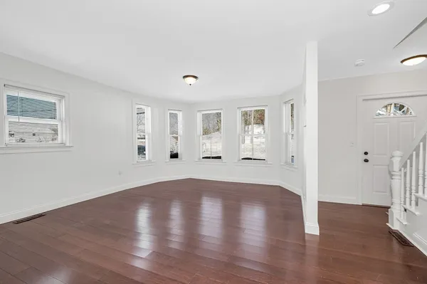 $2,700 | 12 Broadway Street, Unit 12, Westford, MA 01886