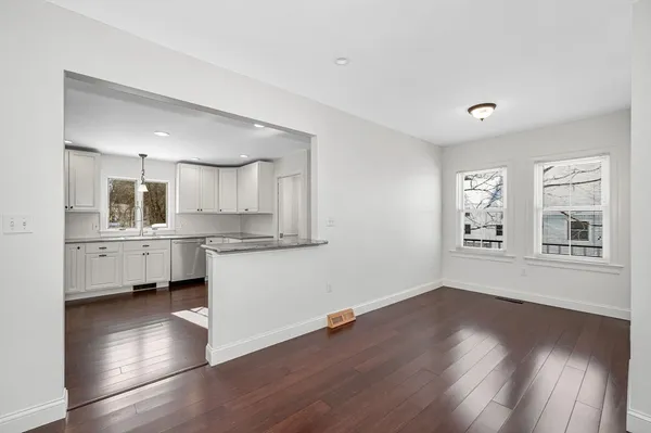 $2,700 | 12 Broadway Street, Unit 12, Westford, MA 01886