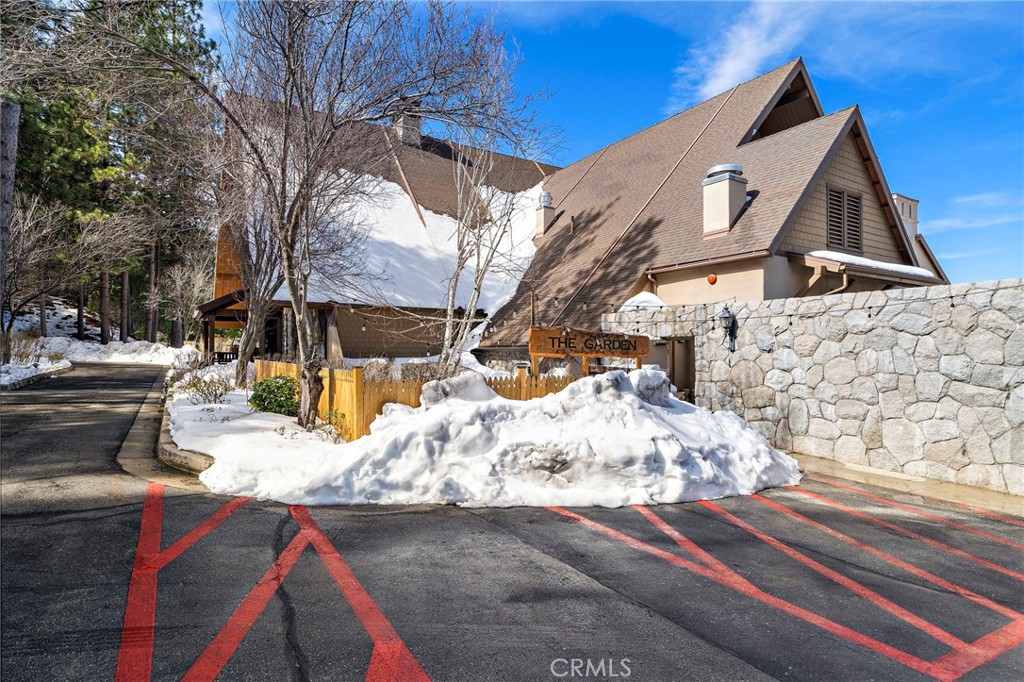 180 Grass Valley Road, Unit 20 Lake Arrowhead, CA 92352 - Photo 42 of 67
