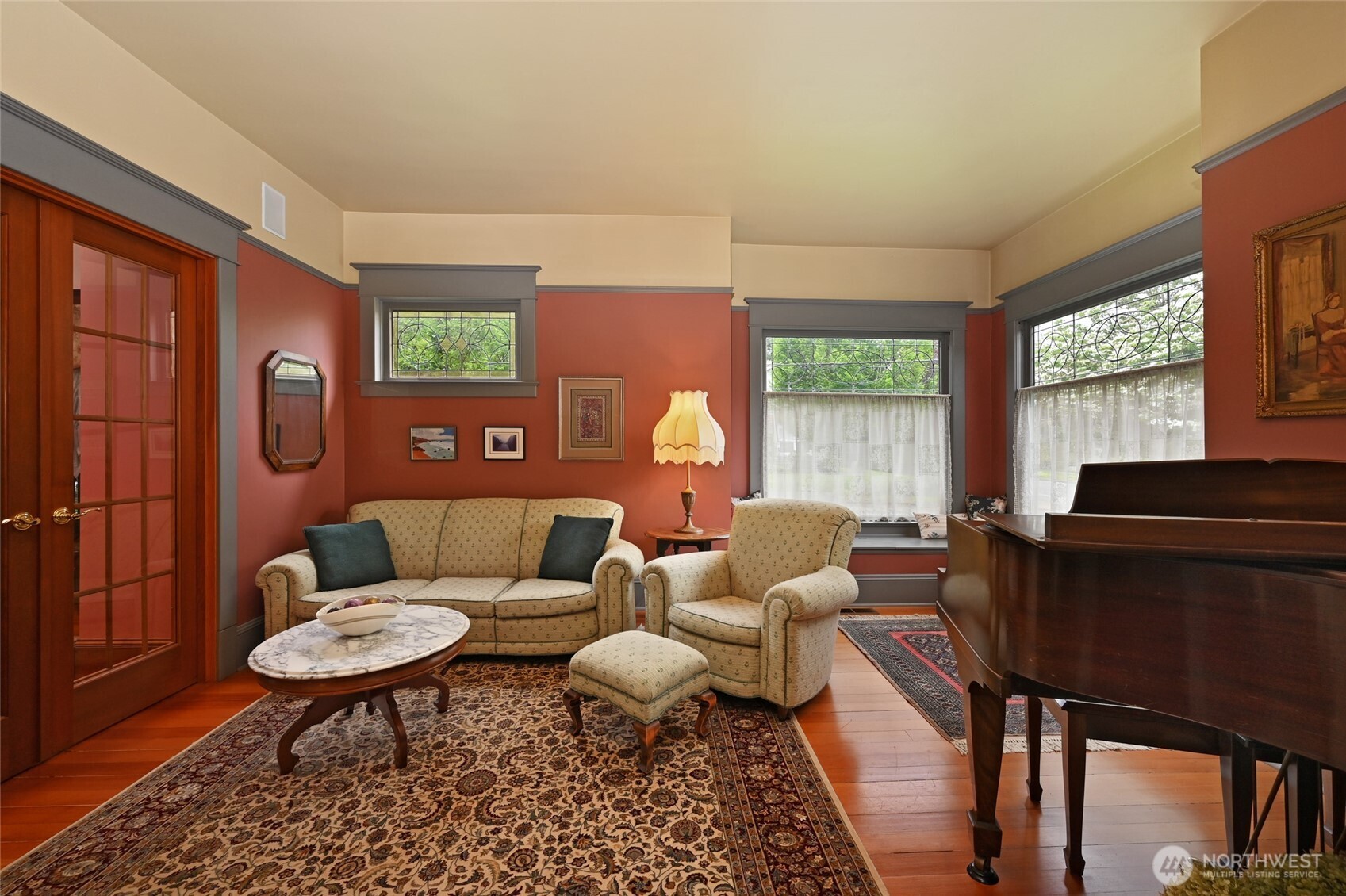 10425 East Riverside Drive Bothell, WA 98011 - Photo 5 of 40