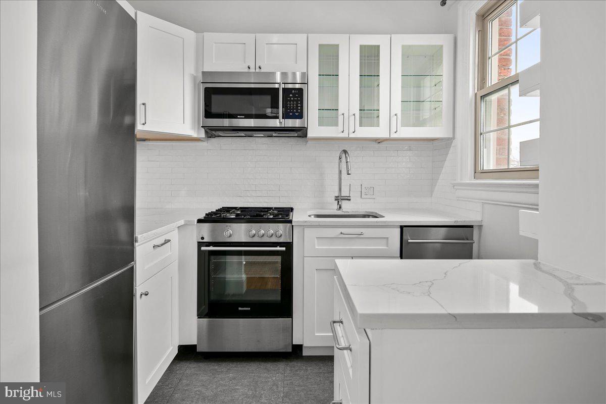 3100 Wisconsin Avenue Northwest, Unit 406 Washington, DC 20016 - Photo 2 of 21