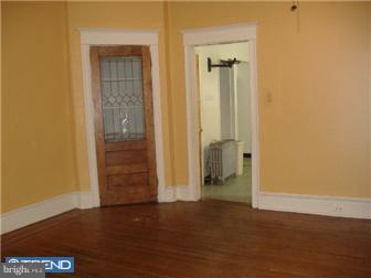 627 Wynnewood Road Philadelphia, PA 19151 - Photo 4 of 11 Gallery Image 4