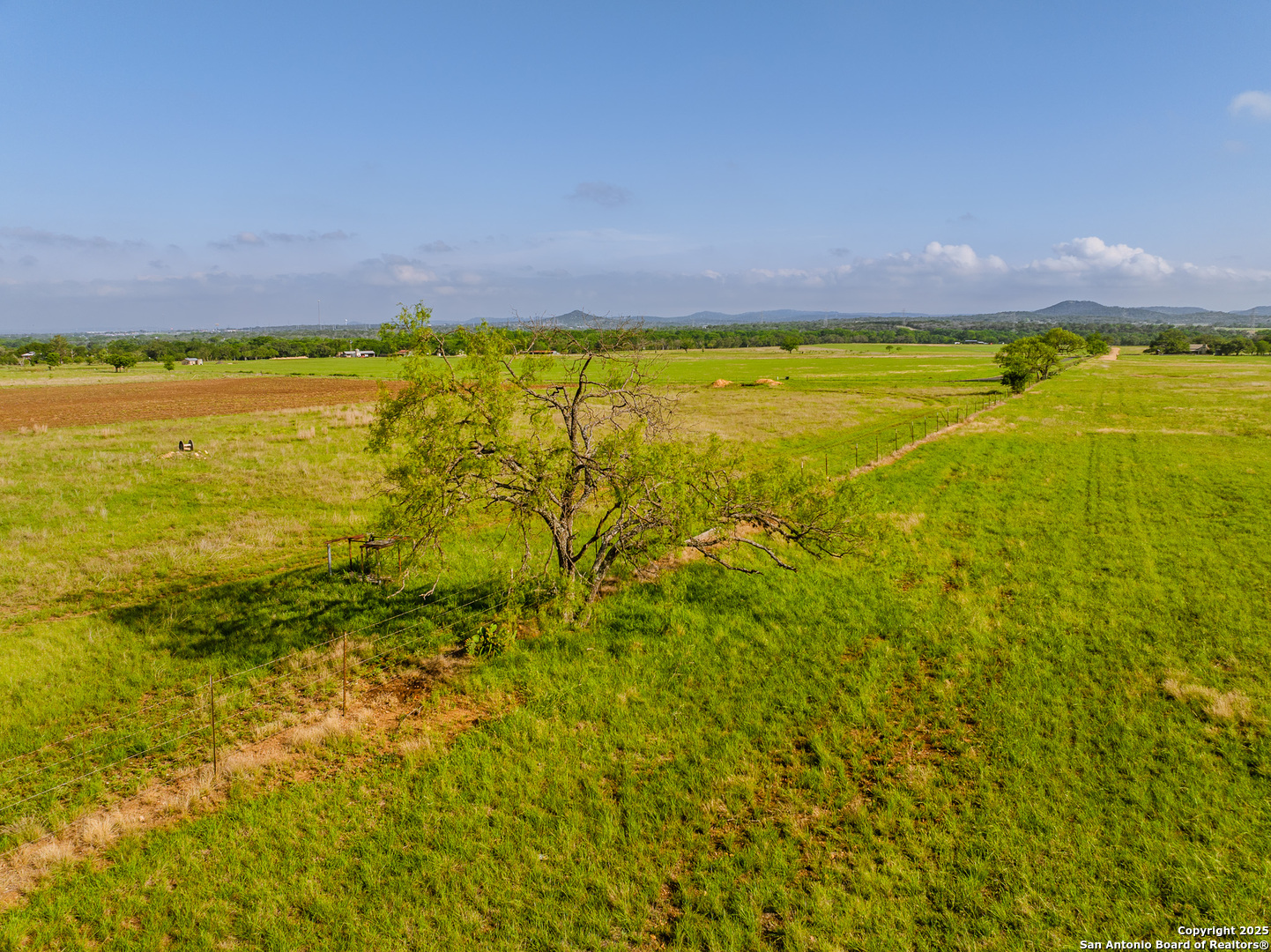 Lot4 Oak Mott Road Comfort, TX 78013 - Photo 13 of 21 a view of an ocean from a yard