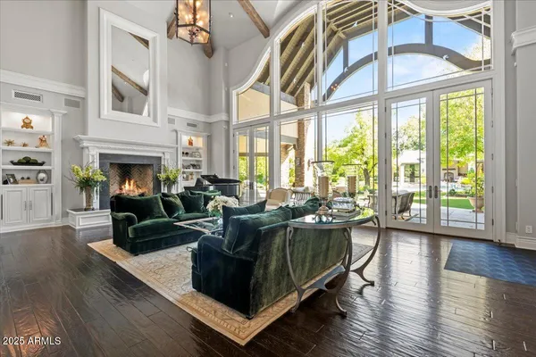 $12,435,000 | 2205 East Colter Street, Phoenix, AZ 85016