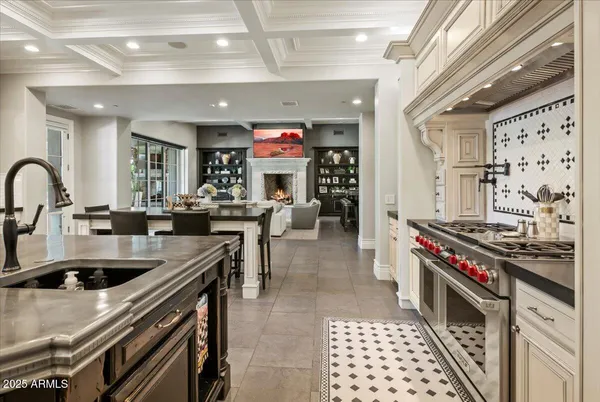 $12,435,000 | 2205 East Colter Street, Phoenix, AZ 85016