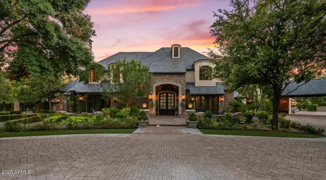 $12,995,000 | 2205 East Colter Street, Phoenix, AZ 85016