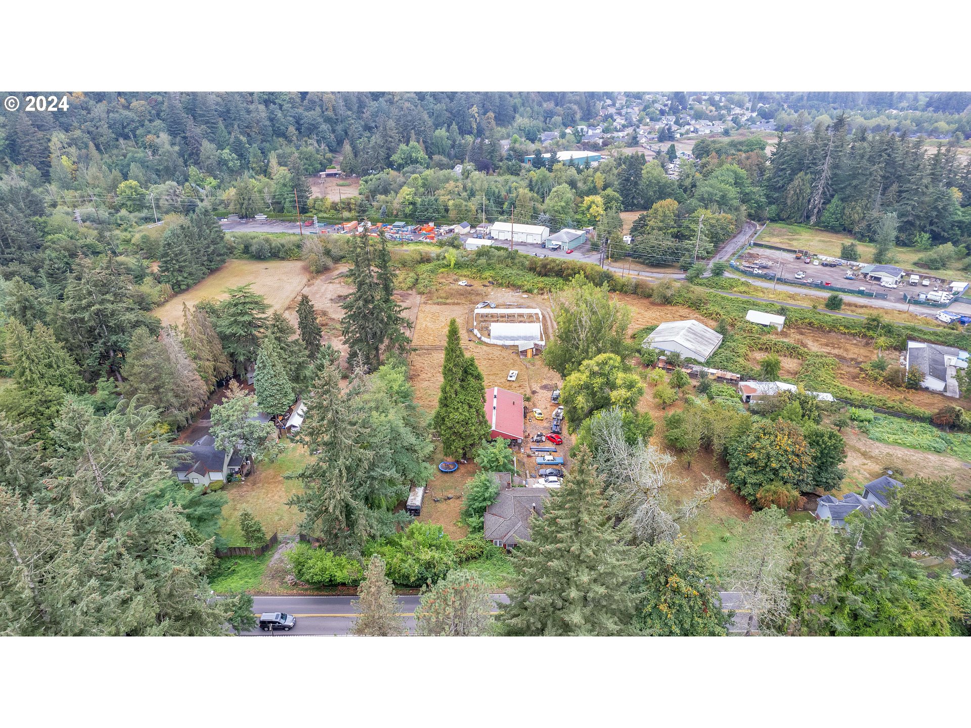 5349 Southeast Jenne Road Portland, OR 97236 - Photo 8 of 10 a picture of city view