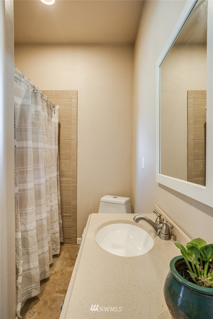 5390 Whispering Ridge Drive Wenatchee, WA 98801 - Photo 14 of 25 Gallery Image 14
