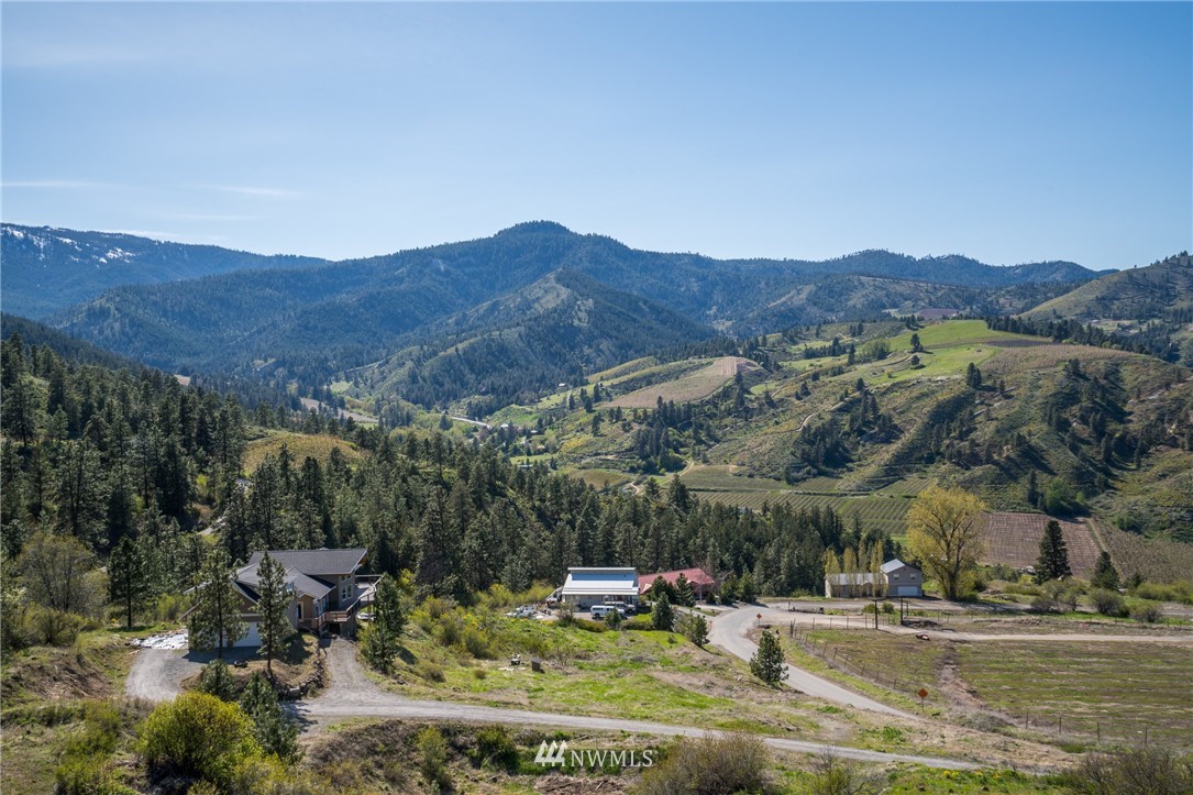 5390 Whispering Ridge Drive Wenatchee, WA 98801 - Photo 20 of 25 Gallery Image 20