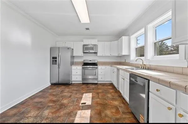 $2,200 | 225 Magnolia Street, Mandeville, LA 70448