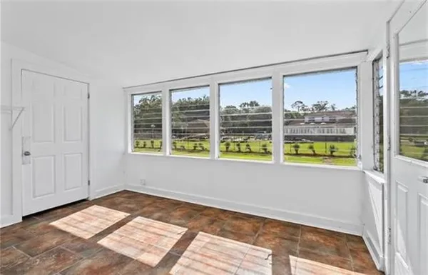 $2,200 | 225 Magnolia Street, Mandeville, LA 70448