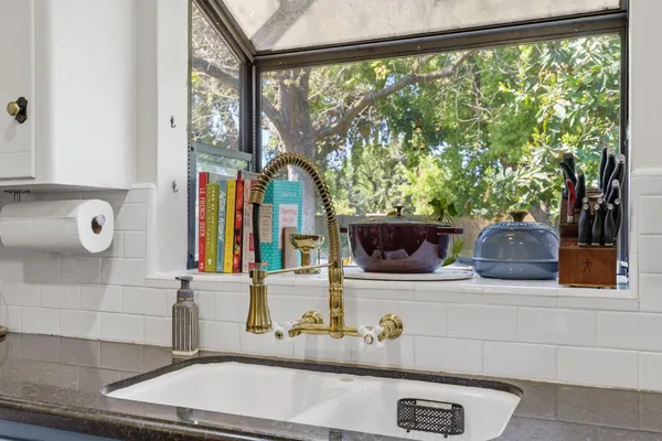 $585,000 | 4934 North Del Mar Avenue, Fresno, CA 93704