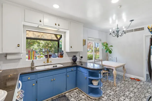 $585,000 | 4934 North Del Mar Avenue, Fresno, CA 93704