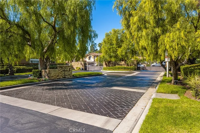 $1,900,000 | 10970 Hiskey Lane, Tustin, CA 92782