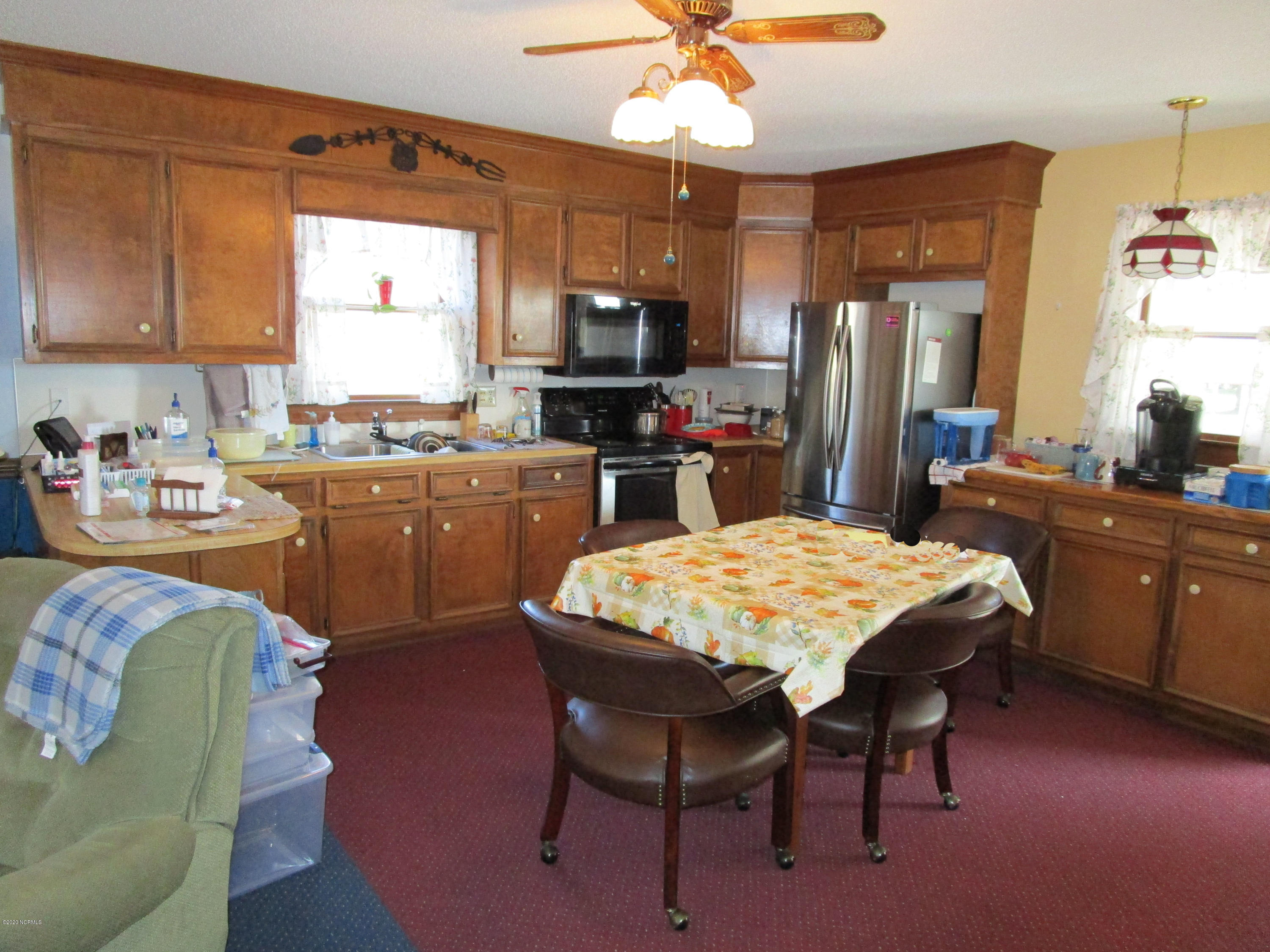 3854 Mobleys Bridge Road Grimesland, NC 27837 - Photo 6 of 15 Eat in Kitchen SS Appliances