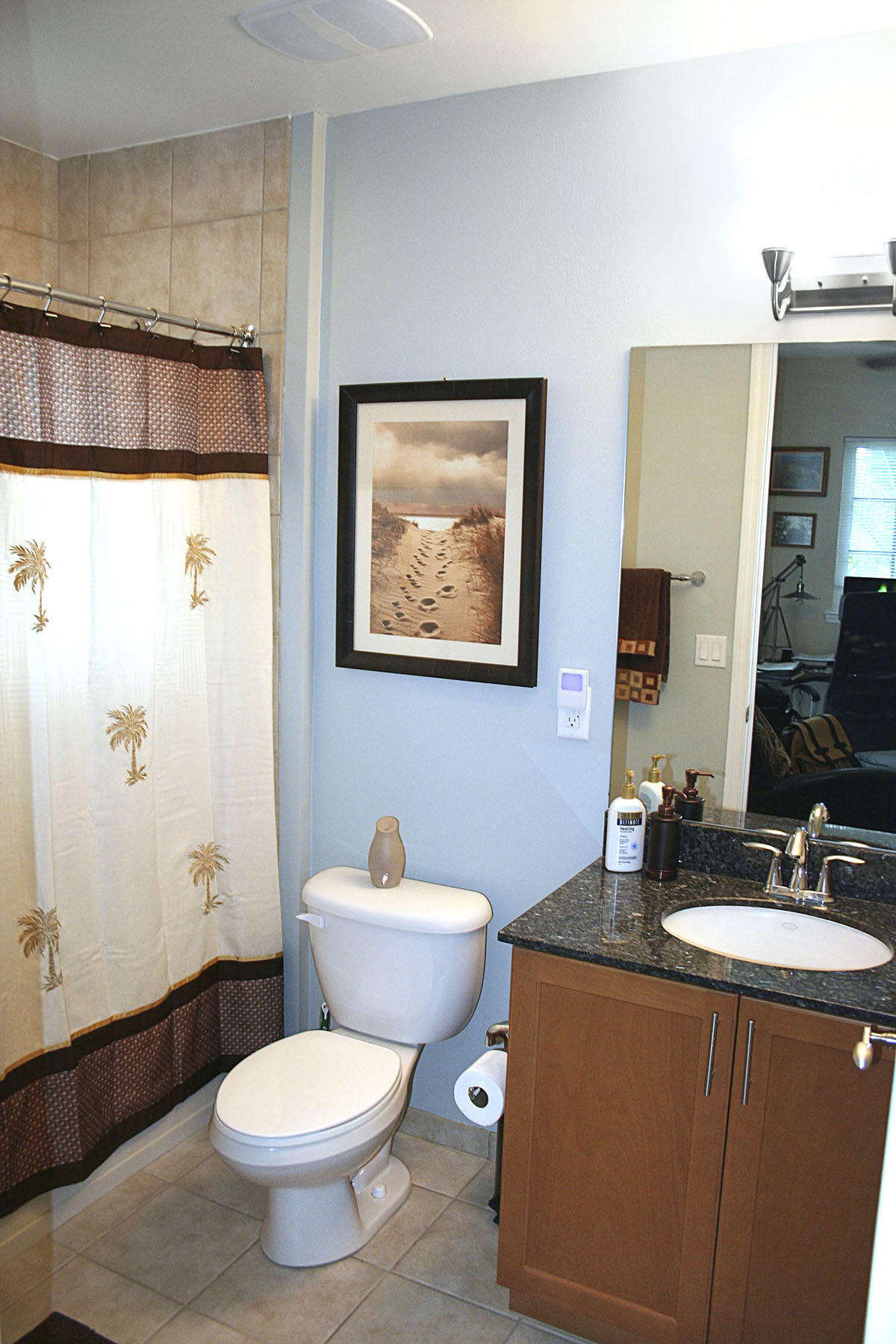 1580 Island Cove Road, Unit 1 Fort Pierce, FL 34949 - Photo 20 of 25 Guest Bedroom 2 Bath