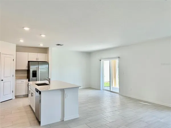 $2,800 | 17761 Pleasantview Boulevard, Land O Lakes, FL 34638