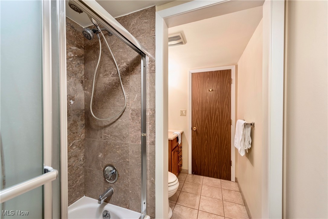 22555 Center Ridge Road, Unit 407 Rocky River, OH 44116 - Photo 26 of 34 2nd Bath