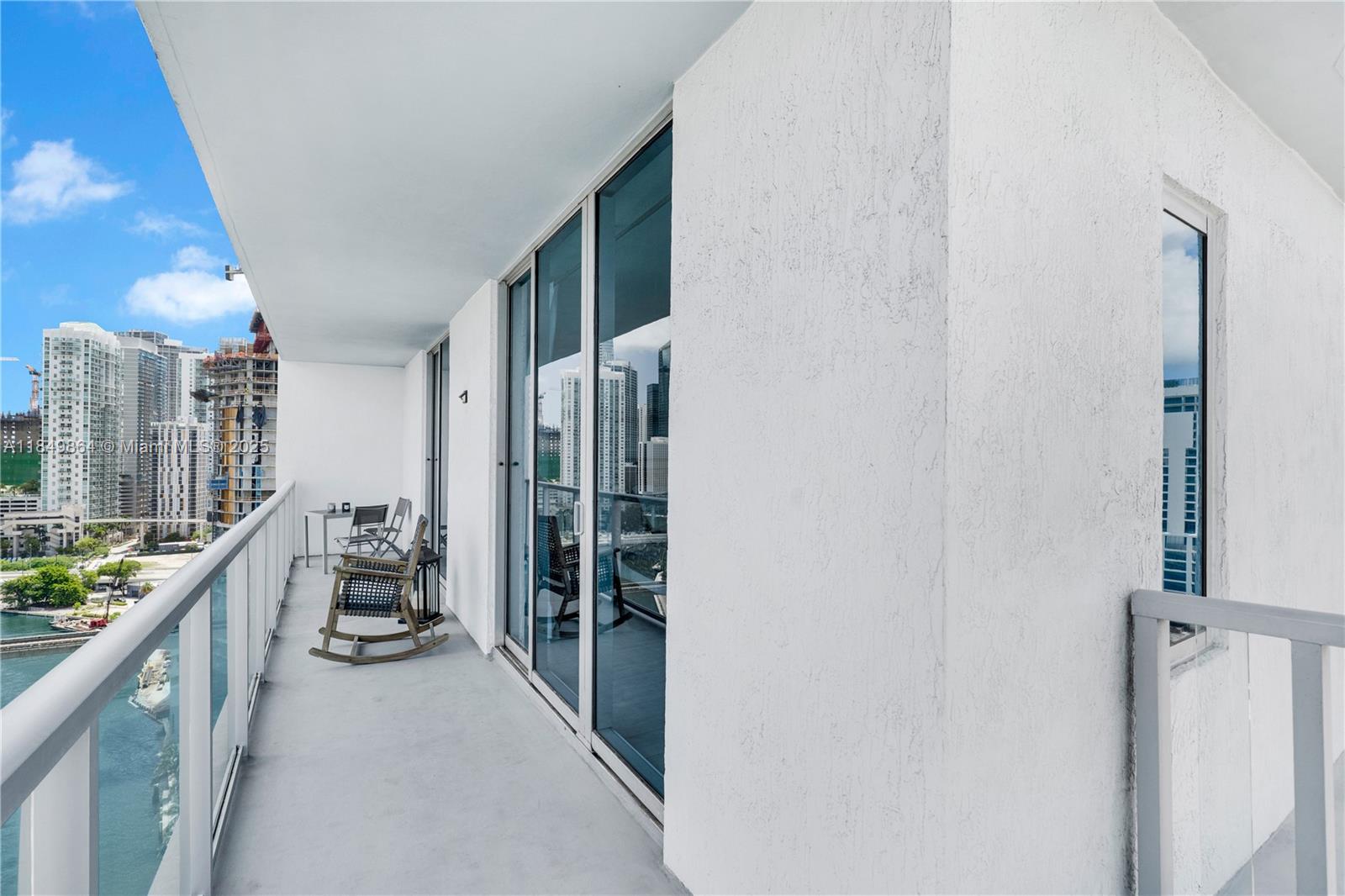 185 Southwest 7th Street, Unit 1901 Miami, FL 33130 - Photo 27 of 46 a view of a walk in closet