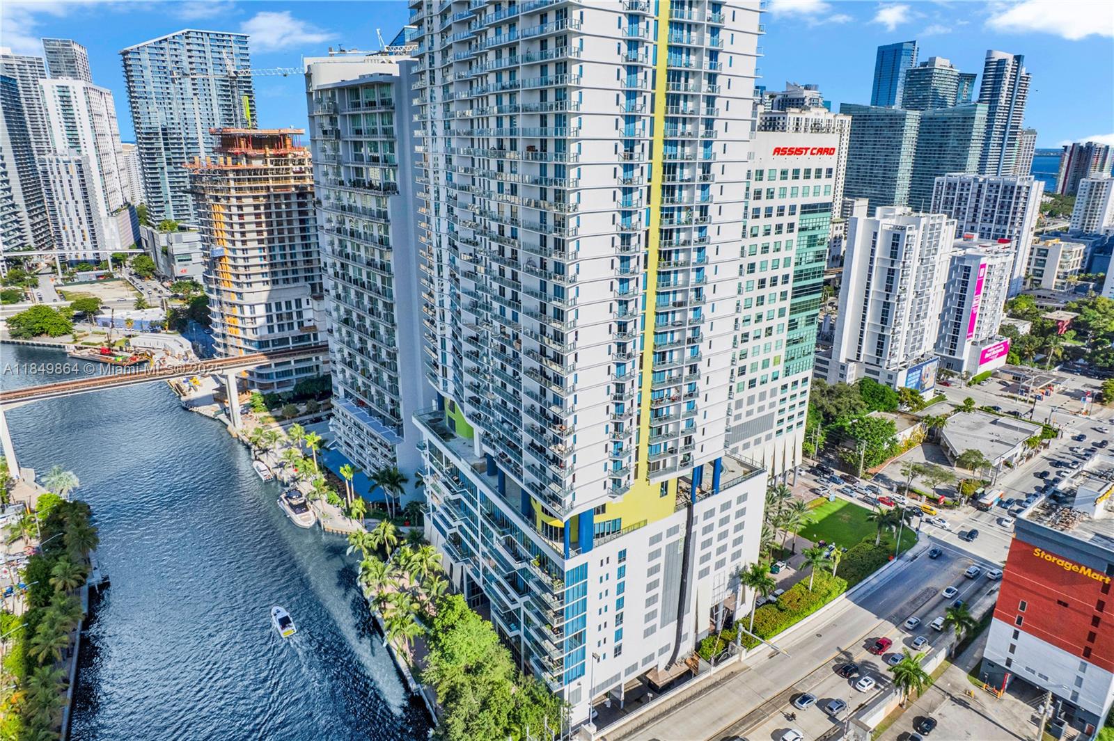 185 Southwest 7th Street, Unit 1901 Miami, FL 33130 - Photo 39 of 46 a city view with tall buildings