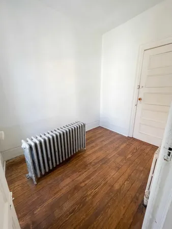 $2,950 | 27 48th Street, Unit 2, Weehawken, NJ 07086