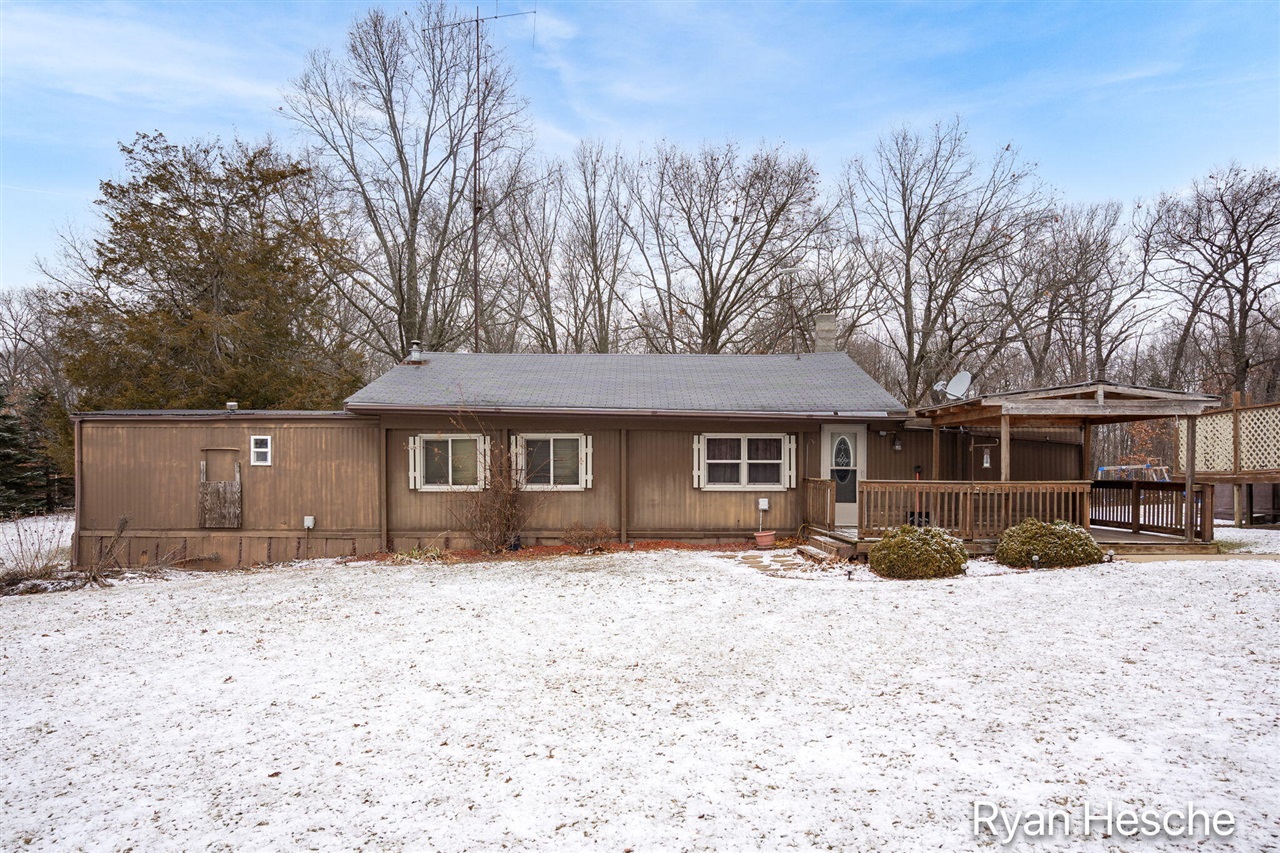 8351 Goodwin Road Lyons, MI 48851 - Photo 3 of 44