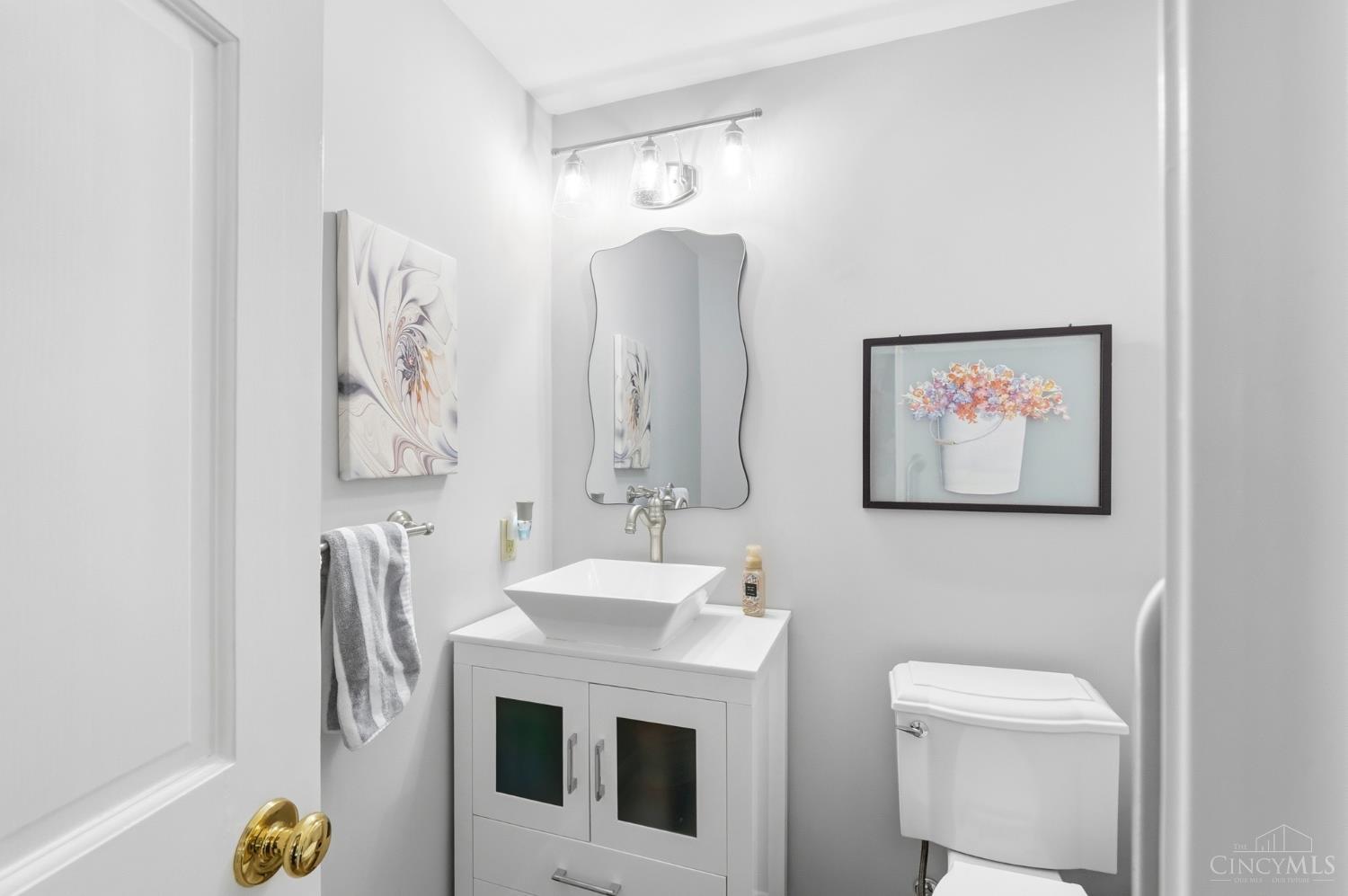 5355 Boomer Road Cincinnati, OH 45247 - Photo 19 of 52 Gallery Image 19