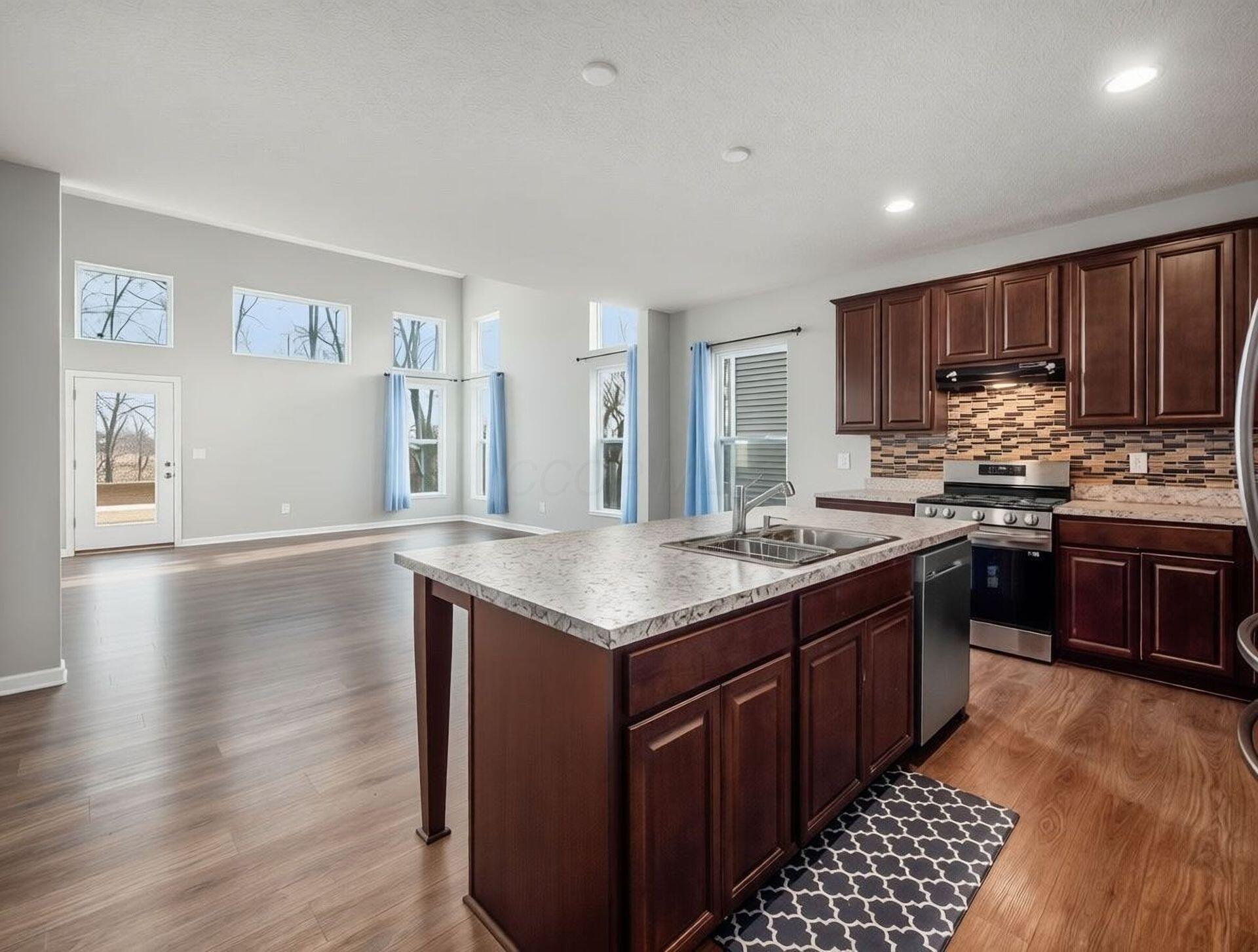 62 Chambers Bay Road Commercial Point, OH 43116 - Photo 5 of 24