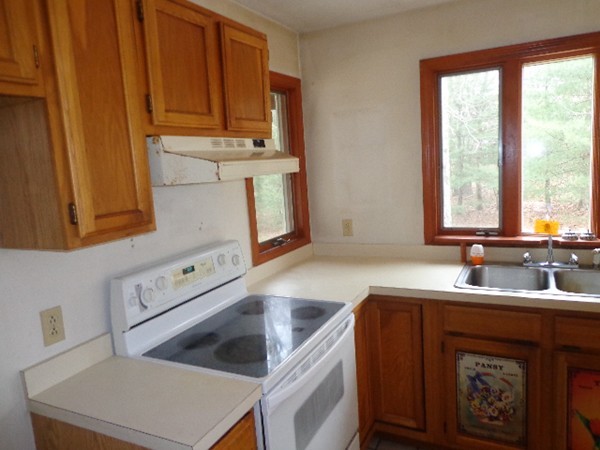 165 Chace Road Freetown, MA 02717 - Photo 8 of 25 Gallery Image 8