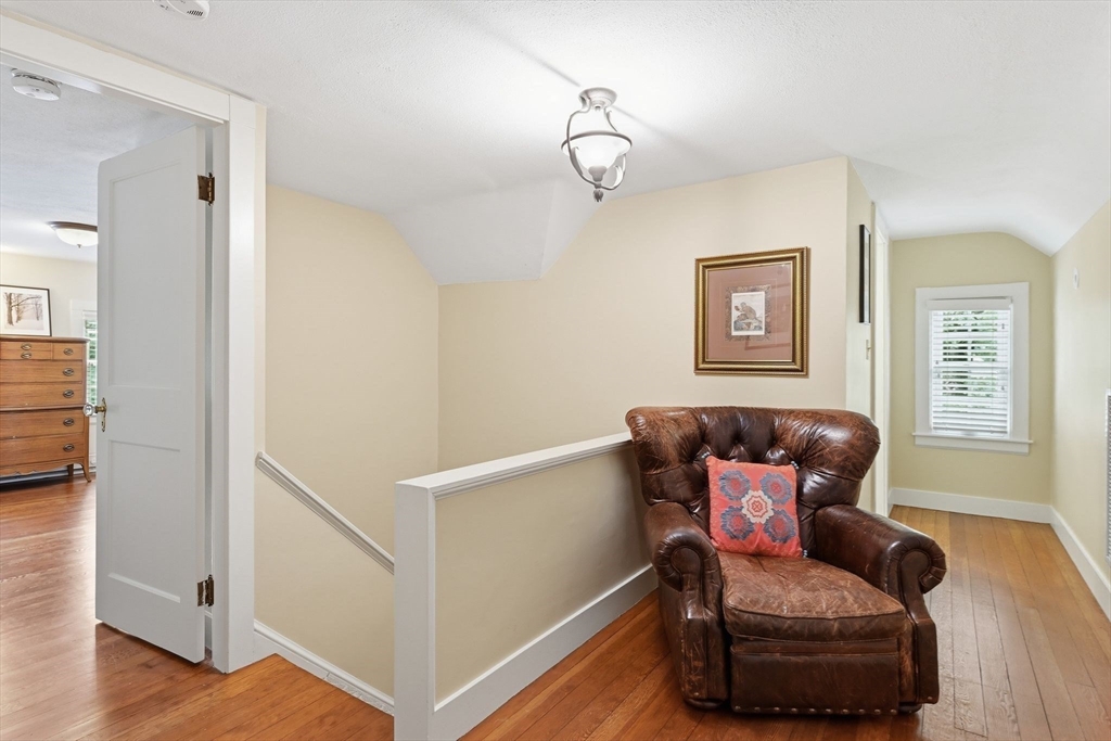 164 Farmington Road Longmeadow, MA 01106 - Photo 25 of 42