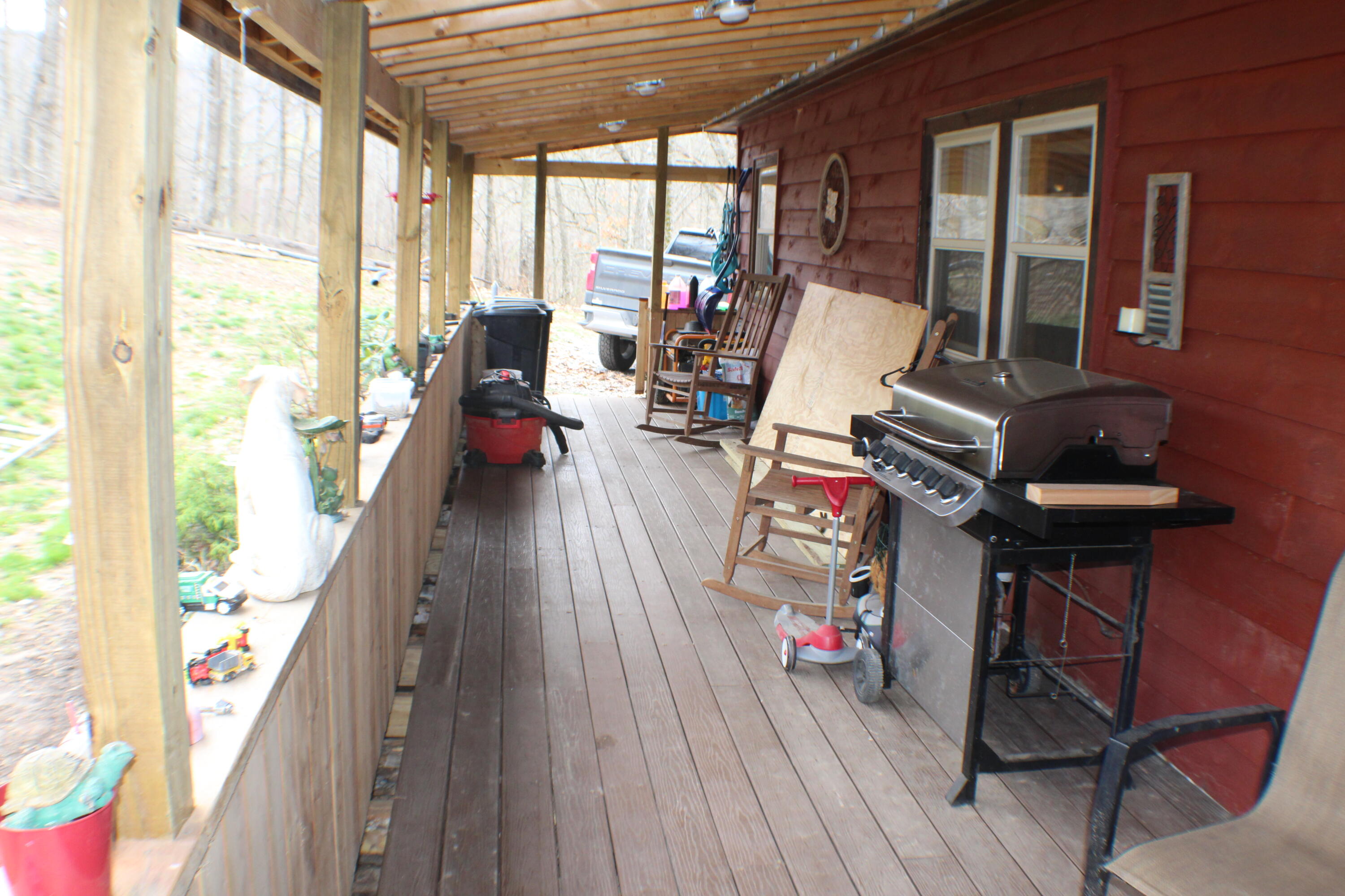 178 Thompson Road Hillsboro, WV 24946 - Photo 24 of 32 Gallery Image 24