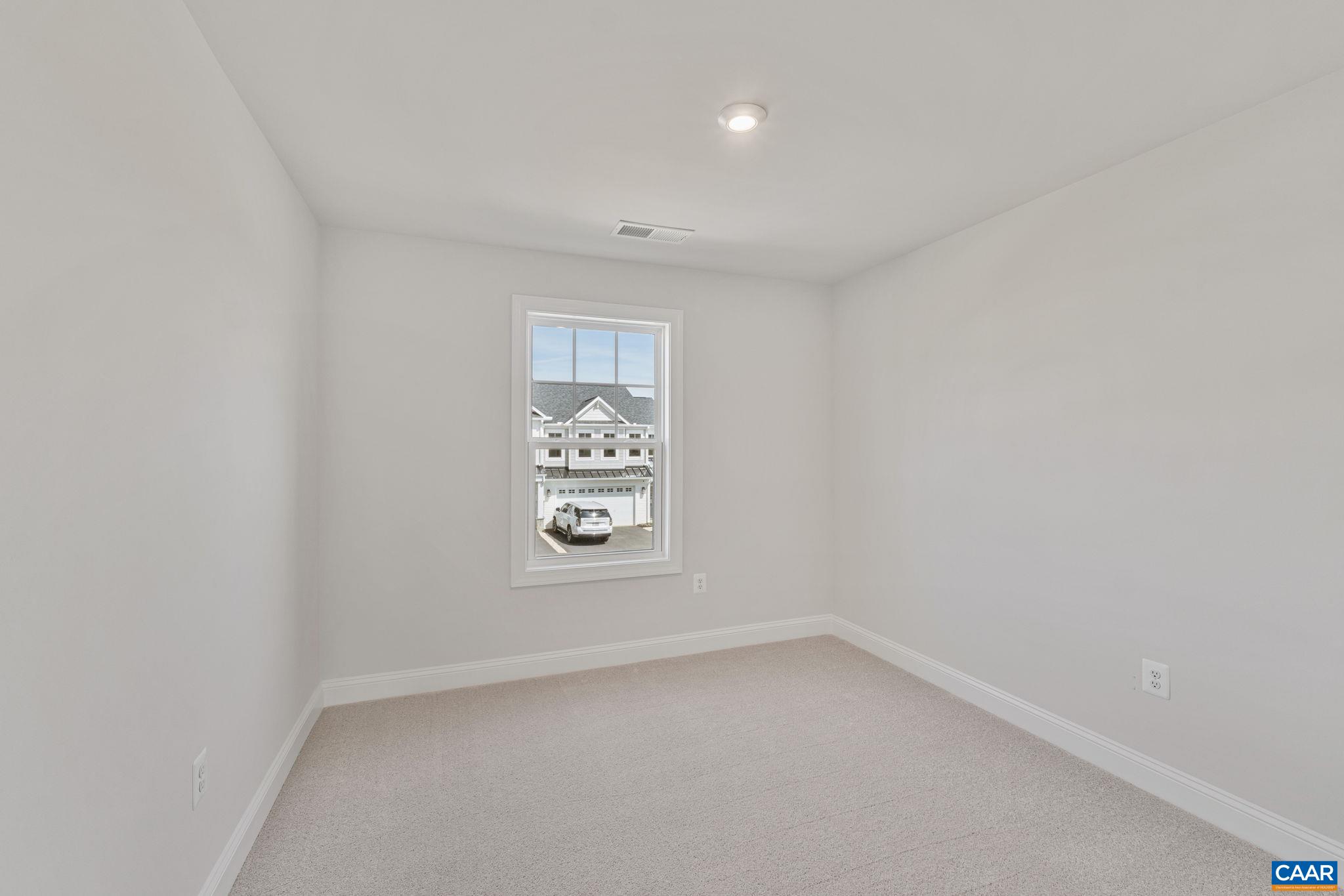 313 Ridgeline Drive Waynesboro, VA 22980 - Photo 27 of 34 an empty room with a window