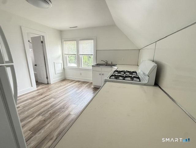 84 Alcove Street, Unit 3 Meriden, CT 06451 - Photo 12 of 21