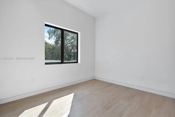 $8,500 | 4715 North Miami Avenue, Unit 2, Miami, FL 33127