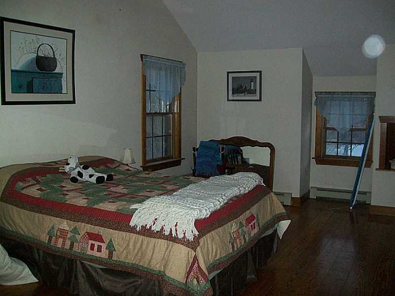 80 Stone Church Road Tiverton, RI 02878 - Photo 10 of 17 Master Bedroom.