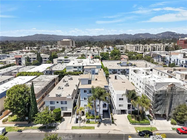 $1,290,000 | 11923 Darlington Avenue, Unit 302, Los Angeles, CA 90049