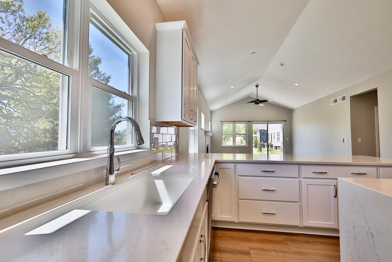 4432 Valor Way Madison, WI 53718 - Photo 10 of 41