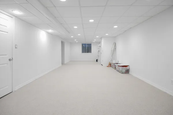 $3,000 | 549 Ivory Lane, Bartlett, IL 60103