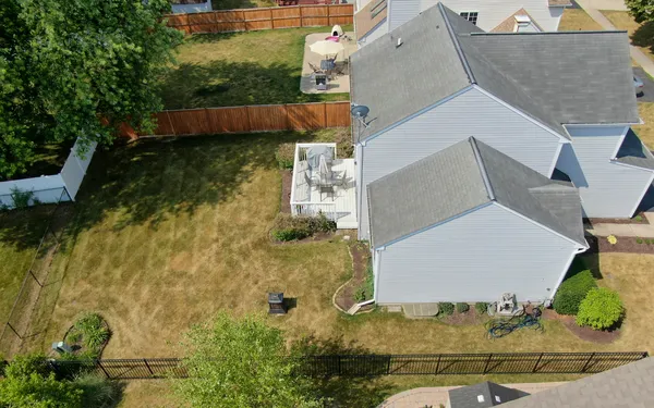 $3,000 | 549 Ivory Lane, Bartlett, IL 60103