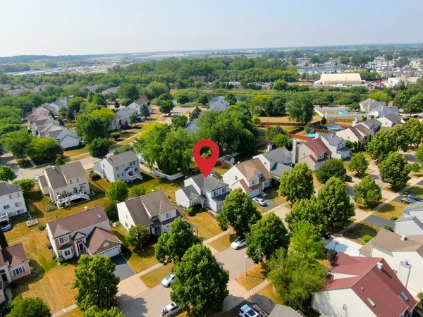 $3,000 | 549 Ivory Lane, Bartlett, IL 60103